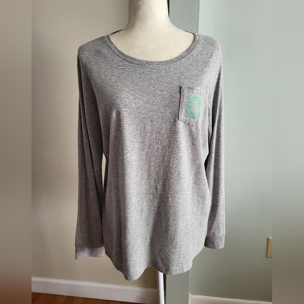 Vineyard Vines Women Long Sleeve Graphic Pocket Tee Shirt Top Gray Medium New